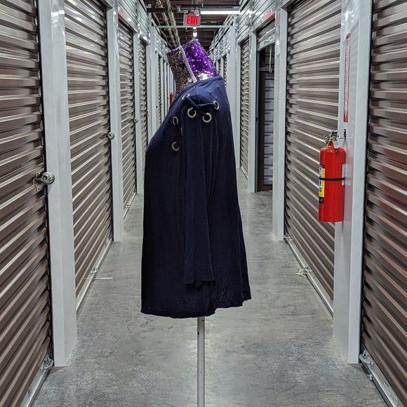 Alison Andrews XL Soft Navy Blue Long Sleeve Shirt w Metal Criss Cross Shoulder - Picture 3 of 7